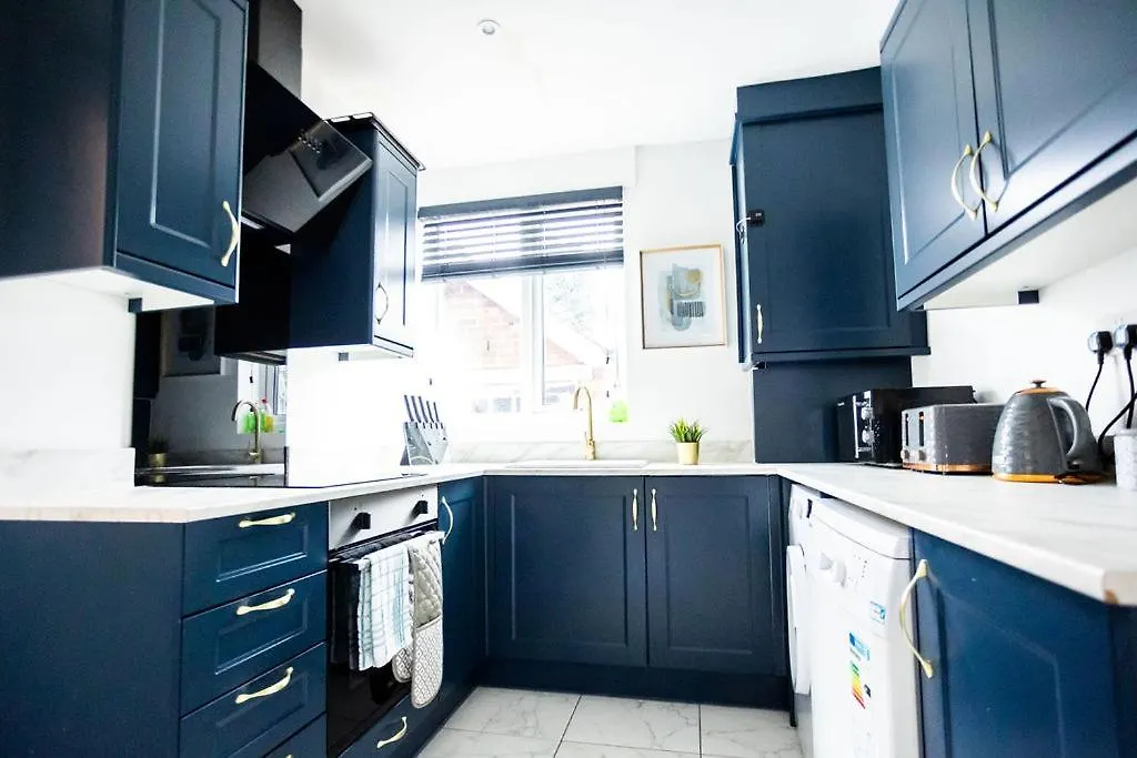 Perfect Family & Business Stay With Parking Nottingham Holiday home