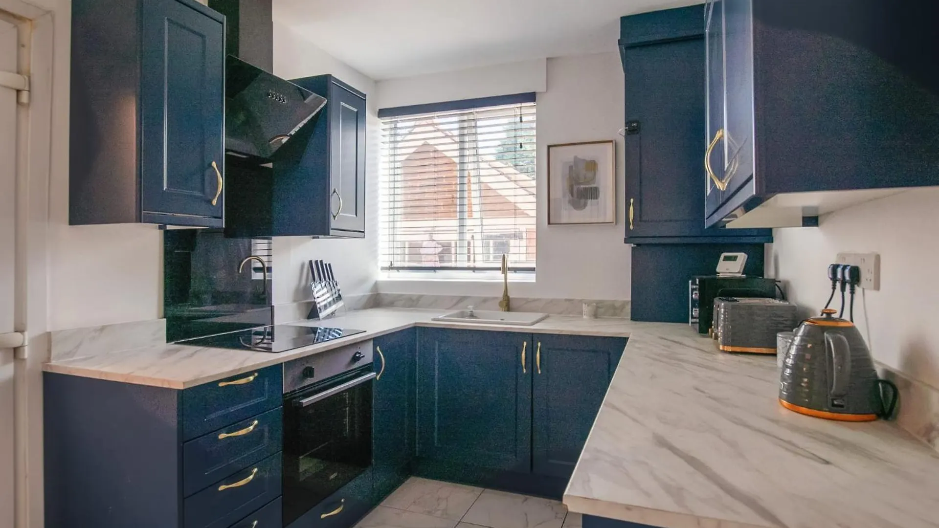 Perfect Family & Business Stay With Parking Nottingham 0*,  United Kingdom
